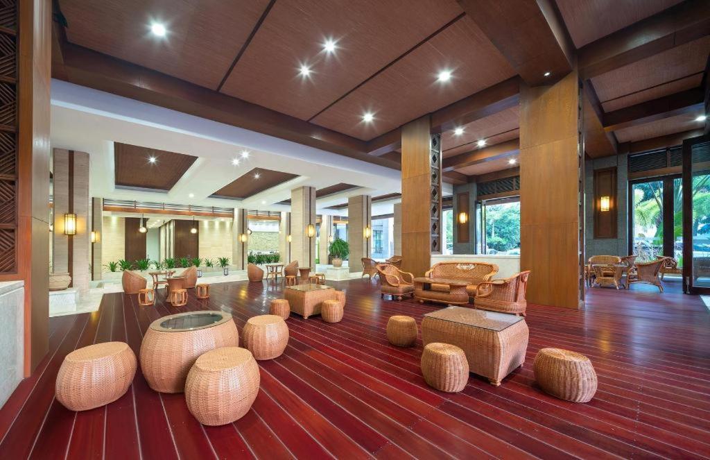 Sanya Shanghai Huating Boutique Resort Hotel Екстер'єр фото
